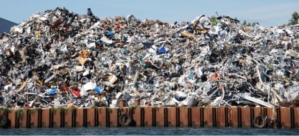 توزیع 120 مخزن زباله فلزی و پلاستیکی در نایسر، روزانه 40 تن زباله از سطح نایسر جمع آوری می گردد